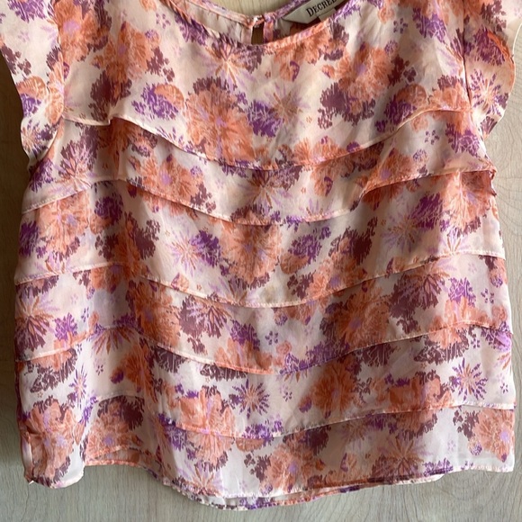 DECREE Ruffle Layered Floral Blouse. Sz: L - Picture 3 of 9